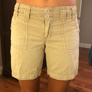 Sanctuary Khaki Peace Shorts, Size 29